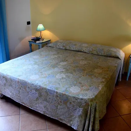 Studio Apartment In Central Location With Unparalleled View Of The Unesco Duomo Apartman *