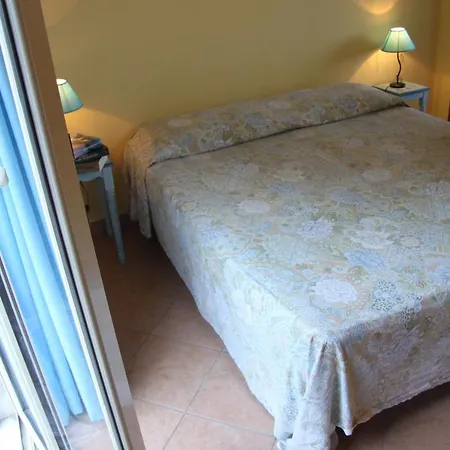 Apartment Studio Apartment In Central Location With Unparalleled View Of The Unesco Duomo *